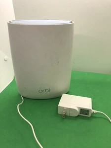 NETGEAR Orbi Mesh Network RBR50 Router - Picture 1 of 5