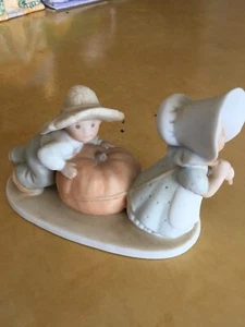 "Harvest Time" Figurine - 1991, HOMCO Circle of Friends by Masterpiece - Picture 1 of 4