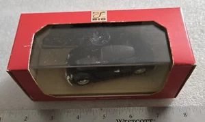 Vintage Rare Rio 1/43 Volkswagen Beetle 1953 Oval Rear Window Black Diecast Car - Picture 1 of 6