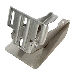 Garmin Heavy-Duty Transom Mount Bracket With Spray Shield - Picture 1 of 8