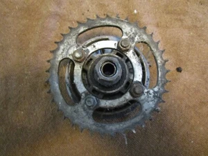 1969 YAMAHA L5 L 5 REAR WHEEL HUB SPROCKET SPACER - Foto 1 di 3