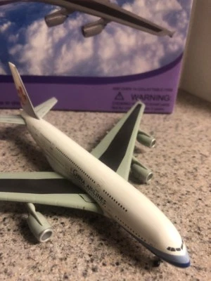 Dragon Wings escala 1:400 diecast modelo China Airlines A380 avión comercial Foto 1 de 4