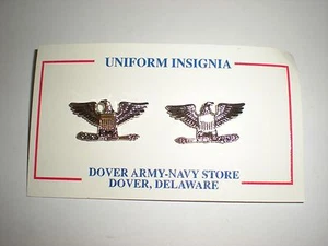 RANGO DE CORONEL EJÉRCITO/USAF DE ESTADOS UNIDOS - TALLA DE CAMISA PEQUEÑA, PLATA BRILLANTE, METAL - Imagen 1 de 1