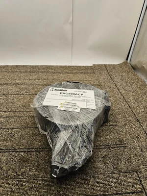 Abrazadera de escape y soporte RoadWorks EXC800ACP de 8" de diámetro para Peterbilt Foto 1 de 4