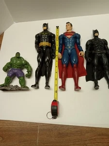 Batman, Superman, Hulk - Lot Of 4 Figures - Picture 1 of 8