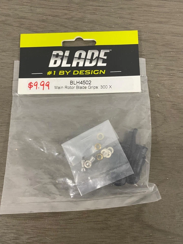 BLH4502 Main Rotor Blade Grips 300 X Upc-605482048283