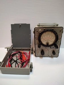 Vintage U.S. Army Signal Corps Multimeter AN/USM-223 - Picture 1 of 14