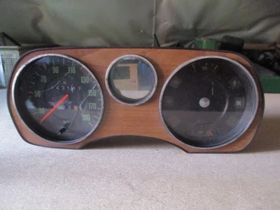 VW Passat B1 Kombiinstrument Tacho Tachometer 190kmh Tank Temp original VAG - Bild 1 von 4