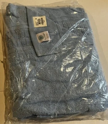 Toalla de baño de felpa Martha Stewart Collection 30" x 54" NOS azul hortensia Foto 1 de 3