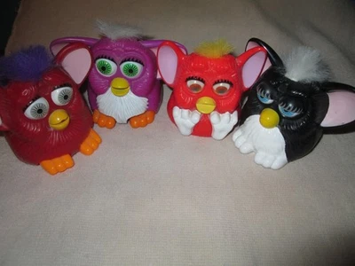 Lote de 4 Happy Meals 1998 de Furbies McDonalds Foto 1 de 4