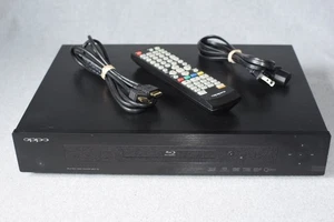 Oppo BDP-93 Blu-ray Player mit Original Fernbedienung HDMI und Stromkabel getestet - Bild 1 von 18