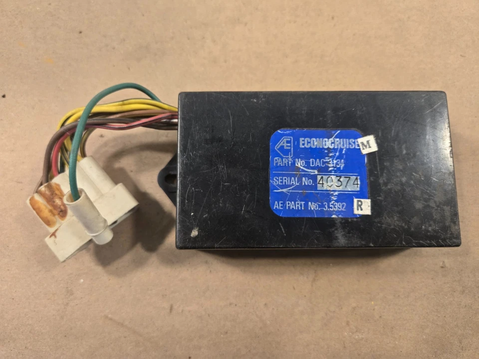 Módulo de control de crucero Jaguar XJ6 XJ12 S3 DAC3134 Foto 1 de 4