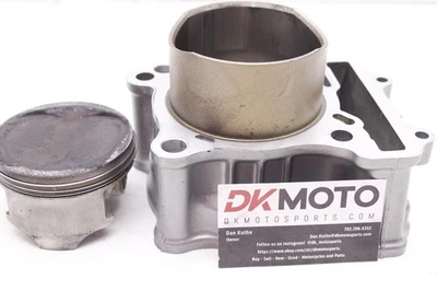 2003 Suzuki Sv650 Oem Rear Engine Motor Piston Cylinders Block Jug  EB2 - Imagem 1 de 4