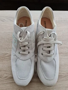 deportivas de color blanco de mujer marca geox talla 40 - Imagen 1 de 2