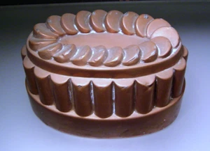 Antique Copper Mold by BENHAM & FROUD Globe & Cross Mark #106 - Picture 1 of 11