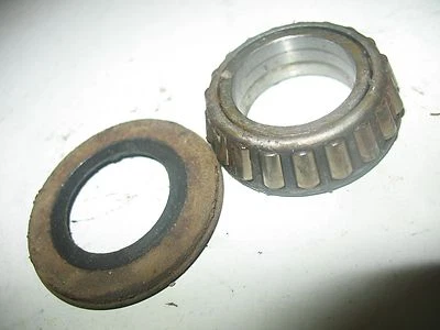TRIPLE TREE STEERING STEM TOP BEARING COVER 1986 HONDA XR600R XR Xl 600 86 XR600 - Image 1 of 2
