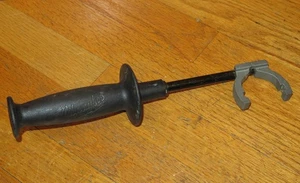 Mango lateral Milwaukee 42-62-1002 para taladros martillos serie M18 FUEL - Imagen 1 de 3