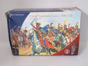 PERRY MINIATUREN 28MM MODELLBAUSATZ FRANZÖSISCHE NAPOLEONISCHE HUSAREN 1792-1815 - Bild 1 von 2