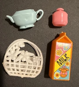 Lot Vintage Barbie White Floral Basket Purse Handbag Milk Teapot - Picture 1 of 5