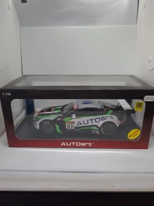 Autoart 1/18 Aston Martin Vantage V12 Bathurst 12H 2015 #97 Scale Model Car New - Picture 1 of 17