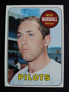1969 Topps Baseball Card # 17 Mike G. Marshall - Seattle Pilots