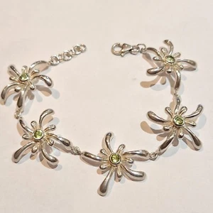 Peridot Flower Bracelet Sterling Silver rrp £150 - Picture 1 of 4