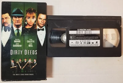 📼 VINTAGE 📼 Dirty Deeds 📼 (VHS, 2002) 📼 Former Rental 📼 TESTED 📼 Foto 1 de 2