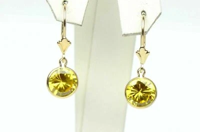 Pendientes colgantes de oro amarillo de 14 quilates con piedra de nacimiento redonda circonita cúbica con cierre de palanca Foto 1 de 4
