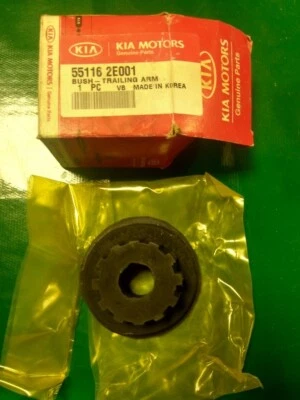 AUTÉNTICO NUEVO HYUNDAI TUCSON 2008-2010 ARBUSTO - BRAZO TRASERO Foto 1 de 2