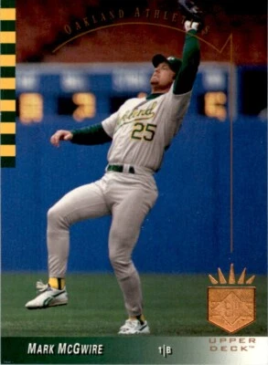 1993 SP #41 Mark McGwire Oakland Athletics - Image 1 of 2