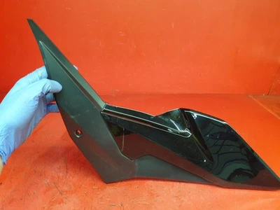 Honda CB 500 F 2022 panel lateral derecho Foto 1 de 4