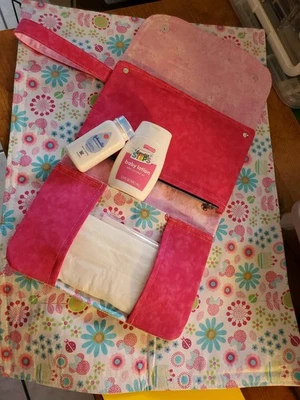 Bolso de mano hecho a mano para pañales de bebé, toallitas y más Foto 1 de 4