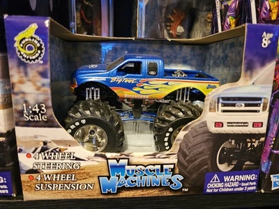 Muscle Machines USA Too Wild Ford Big Foot 1:43 Scale BFflames2 - Image 1 of 2