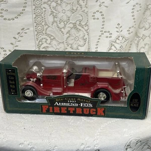 Ahrens Fox Firetruck Die Cast Metal 1937 Truck 1/30 Scale Coin Bank ERTL 1994 - Bild 1 von 7