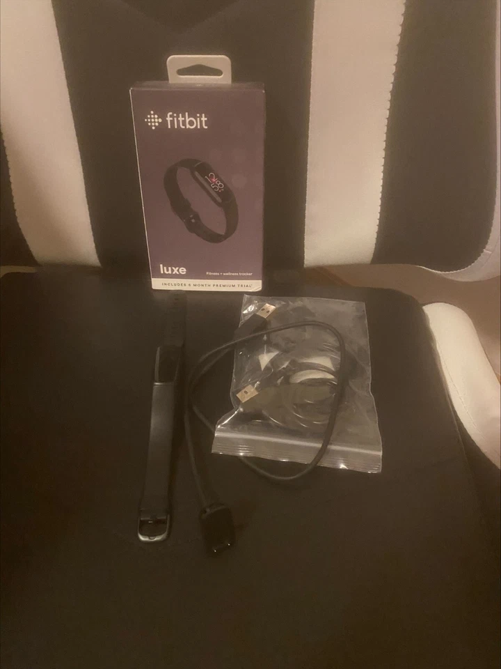 Banda clásica Fitbit FB163ABBKS para ALTA HR pequeña - negra Foto 1 de 1