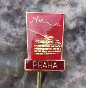 Antique Prague Russian Liberation Czechoslovakia Memorial T 34 Tank Pin Badge - Picture 1 of 4