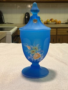 Pegatina Westmoreland Azul Zafiro Vidrio Satinado Tapado Compote Pintado Margarita Rosa - Imagen 1 de 11