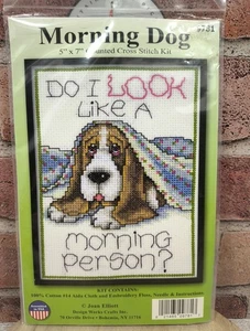Design Works gezähltes Kreuzstich-Set 5 Zoll x 7 Zoll Morgenhund Basset Hound 14 kt NEU - Bild 1 von 3