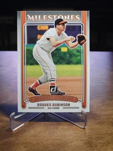 2025 Panini Donruss - Milestones Brooks Robinson #5 - Foto 1 di 2