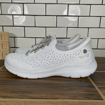 SKECHERS Slip-ins Martha Stewart Bedford Cherished Dream Womens 11 White Shoes - Image 1 of 4