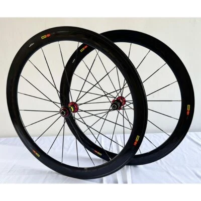 Juego de ruedas de bicicleta de carretera 700C 50mm V / C / Lap Brake Bike Ruedas de aluminio Cosmic Elite Foto 1 de 4