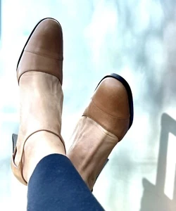 Gucci Womens Vintage Leather Cream Black Ankle Strap Heels Size 7 - Picture 1 of 9