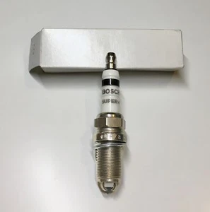 Bosch F78 Super4 Zündkerze 0241232512 passend für ALFA BMW KIA VW Spark Plug - Bild 1 von 5