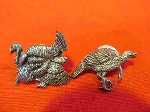 1985 GG HARRIS FINE PEWTER TURKEY GOBBLER PIN TIE TACK & UNMARKED TURKEY PIN - Picture 1 of 2
