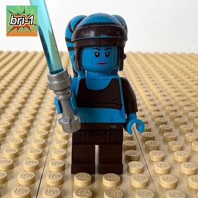 LEGO Star Wars, Clone Wars: Jedi Aayla Secura LIGHTSABER sw0833, 75182 TANK 2017 - Image 1 of 4