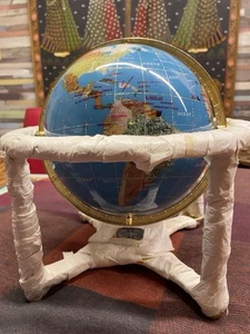 World Globe Piedras Semipreciosas Incrustaciones Latón Soporte Con Brújula Mesa Nuevo - Imagen 1 de 19