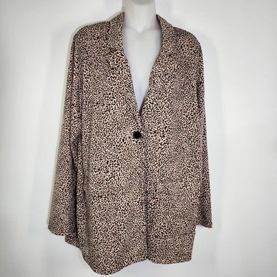 Легкий комфортный женский блейзер Cuddl Duds с нашивками карманами и большим анималистическим принтом в горошек - Изображение 1 из 4