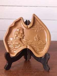 Vintage Captain James Cook R.N Australian Pottery Ashtray No Makers Mark - Bild 1 von 7
