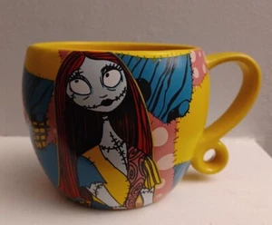 Disney The Nightmare Before Christmas Jack and Sally 16oz Becher gelb - Bild 1 von 3