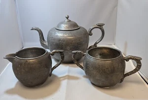 Set da tè vintage 3 pz Kut Hing Peltro Swatow Cina primi anni 1900 design drago - Foto 1 di 16